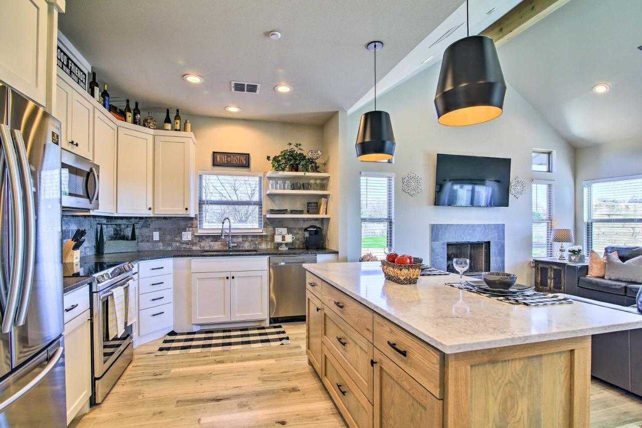 Uncorked Ranch Hill Country Home 1 Mi To Winery Fredericksburg Exterior photo